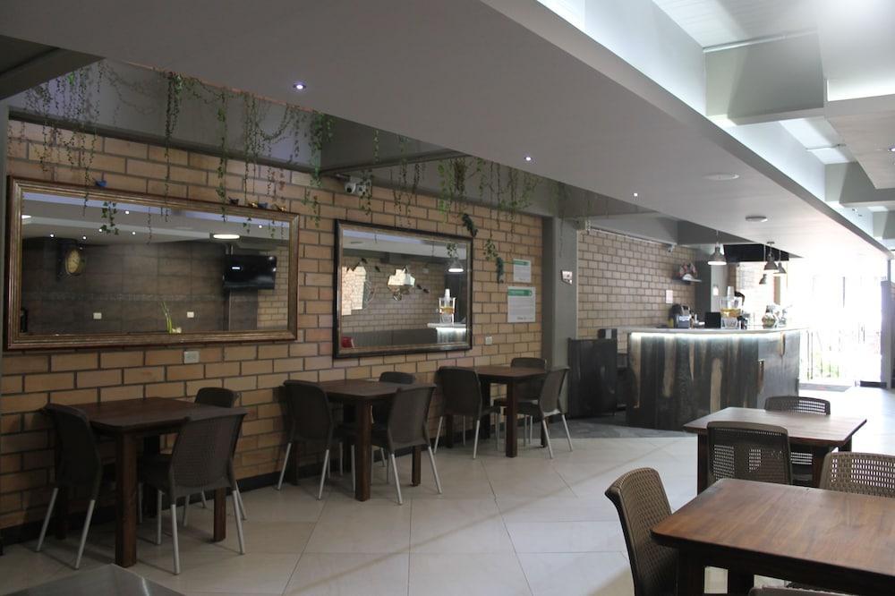 Hotel Provenza Garden 메딜린 외부 사진