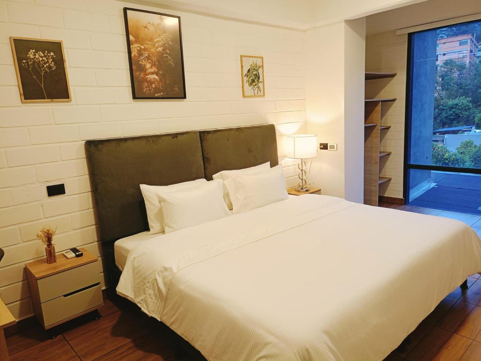 Hotel Provenza Garden 메딜린 외부 사진