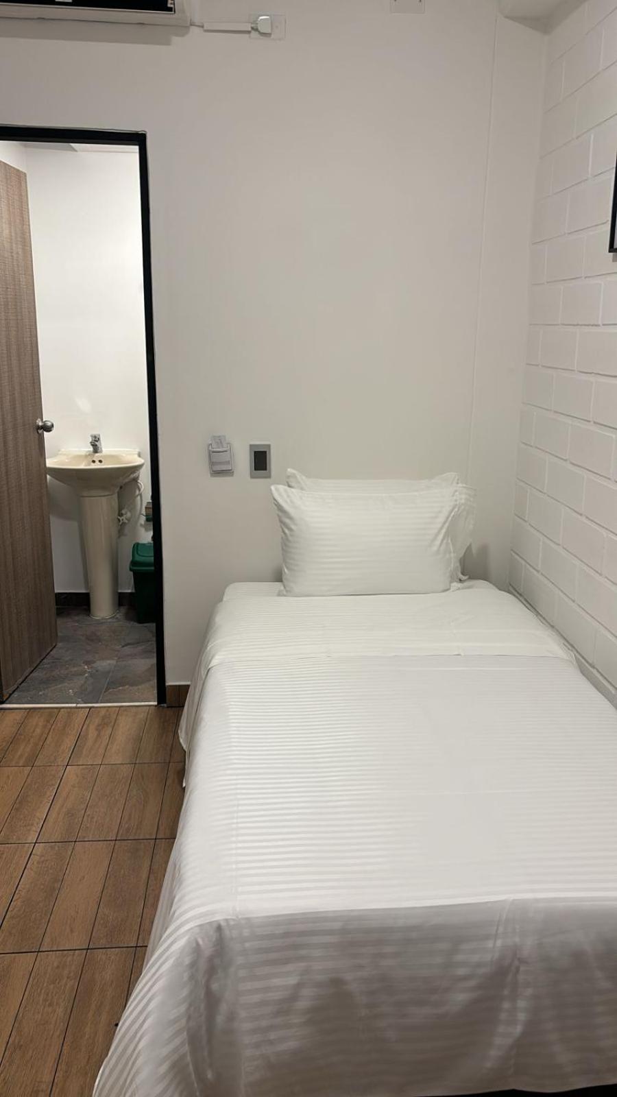 Hotel Provenza Garden 메딜린 외부 사진