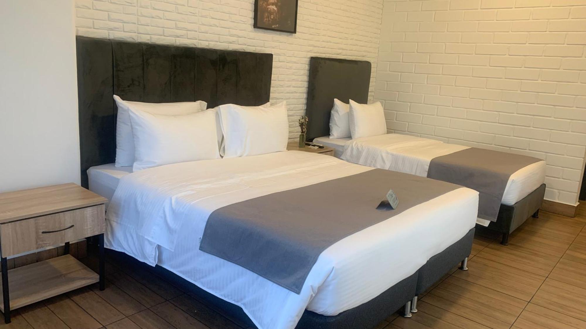 Hotel Provenza Garden 메딜린 외부 사진