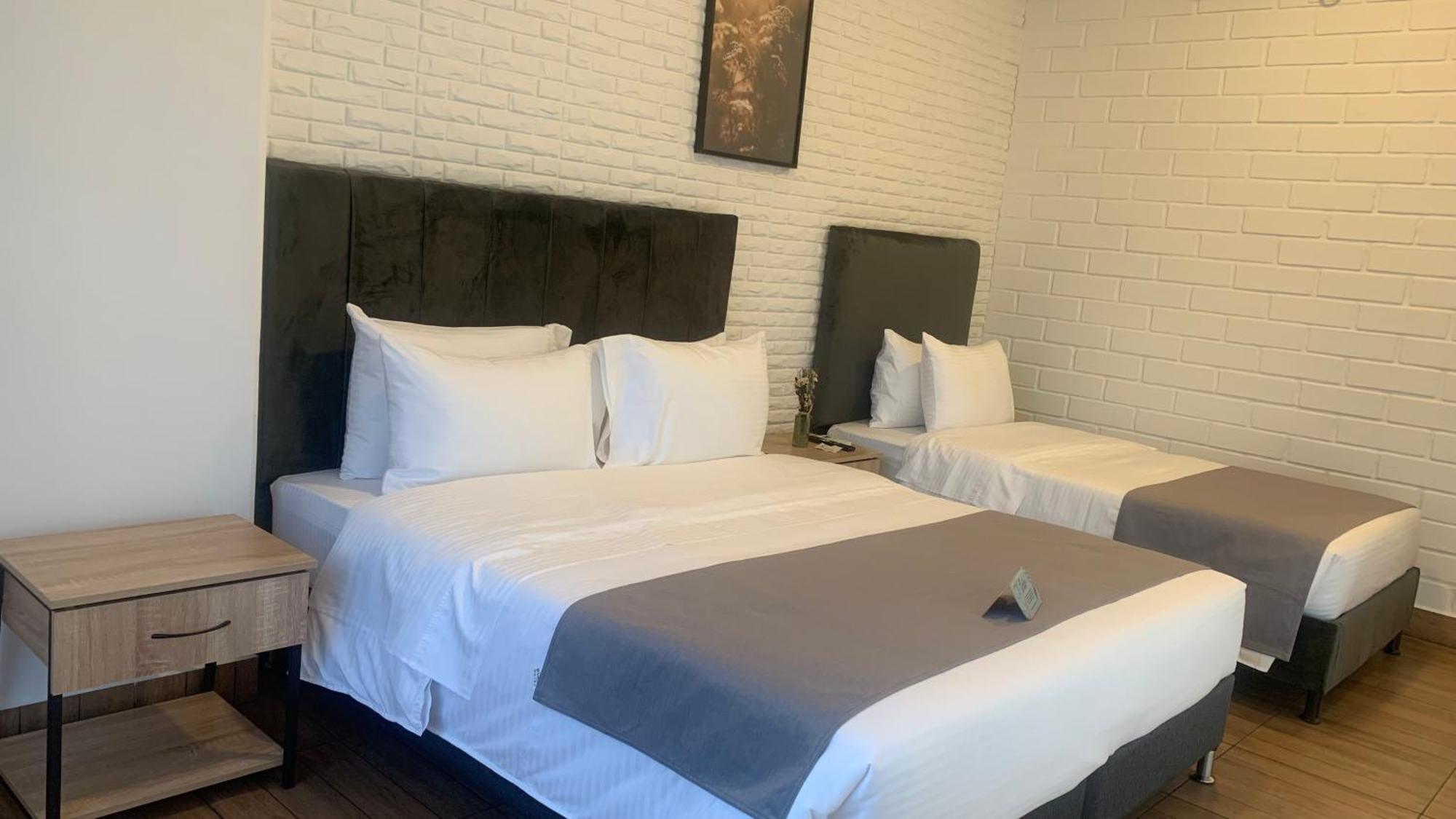Hotel Provenza Garden 메딜린 외부 사진
