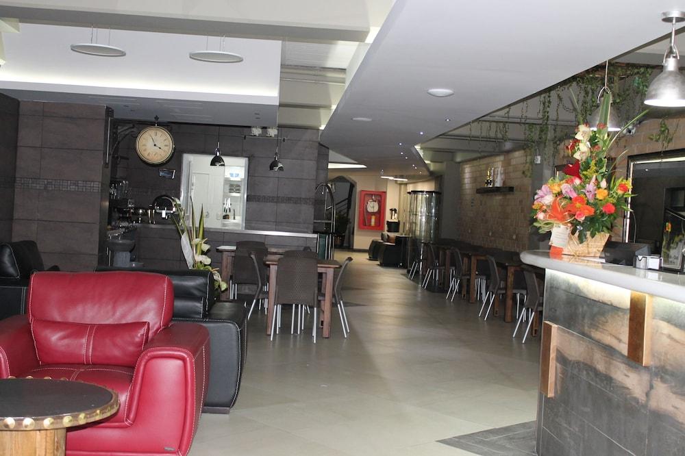 Hotel Provenza Garden 메딜린 외부 사진